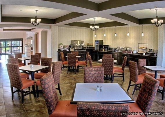 Comfort Inn & Suites Lawrence - University Area Restaurant photo